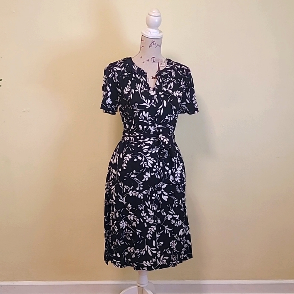 Basic B/W dress